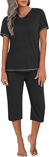Ekouaer Women's Sleepwear Capri Pajama Sets Short Sleeve Two-Piece Pjs V Neck Tops & Capri Pants with Pockets