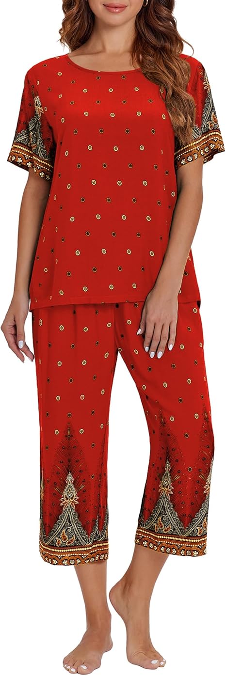 Ekouaer 2 Piece Women's Short Sleeve Capri Lounge Set Soft Mumu Pajama Sets with Pockets Loose Sleepwear Lightweight Homewear