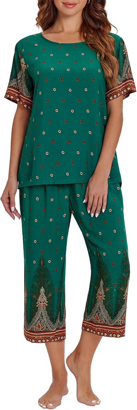 Ekouaer 2 Piece Women's Short Sleeve Capri Lounge Set Soft Mumu Pajama Sets with Pockets Loose Sleepwear Lightweight Homewear