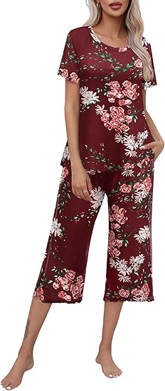 Ekouaer Capri Pajamas for Women Soft Pjs Set Short Sleeve Tee Top Loungewear Soft 2 Piece Sleepwear