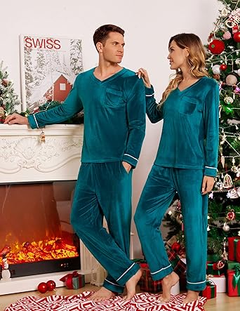 Ekouaer Couples Matching Pajamas Sets Velvet PJs Set for Men and Women Velour Long Sleeve Sleepwear
