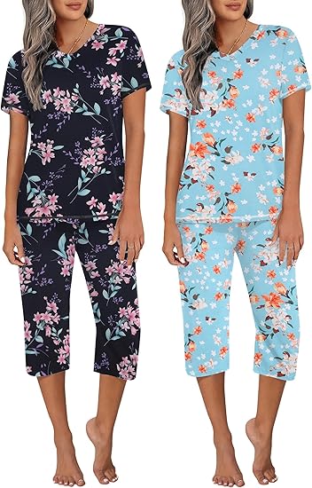 Ekouaer 2 Pack Women's Pajamas Short Sleeve Sleepwear Tops and Capri Pants Pjs