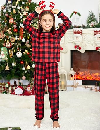 Ekouaer Family Christmas Pajamas Matching Sets Womens Mens Pjs Long Sleeve Sleepwear Holiday Lounge Sets