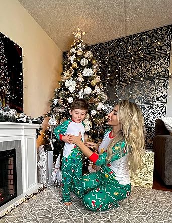Ekouaer Christmas Pajamas for Family Matching Sets Long Sleeve Xmas Pj Set Soft Holiday Sleepwear